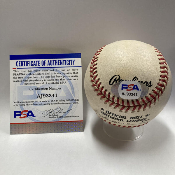 Willie Mays Single Signed Baseball. PSA Image 3